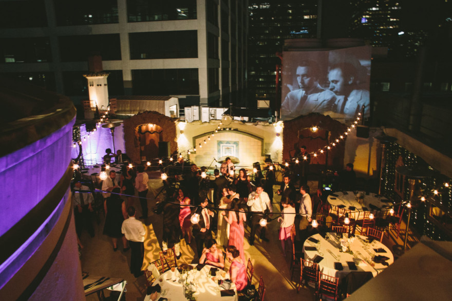 Love in 1940s LA at the Oviatt – Photo by Let's Frolic Together
