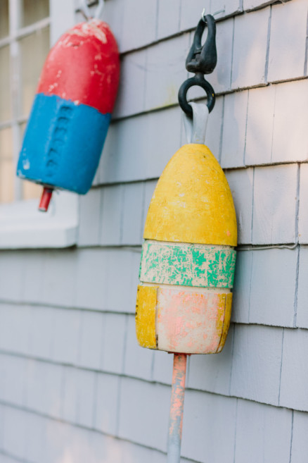 A Dreamy Seaside Union in Maine – Photo by Let's Frolic Together