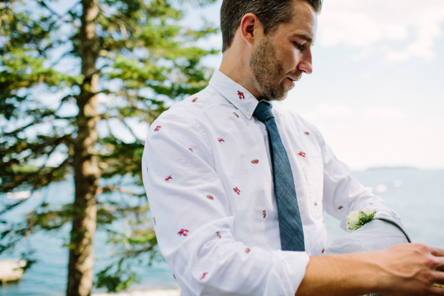 A Dreamy Seaside Union in Maine – Photo by Let's Frolic Together
