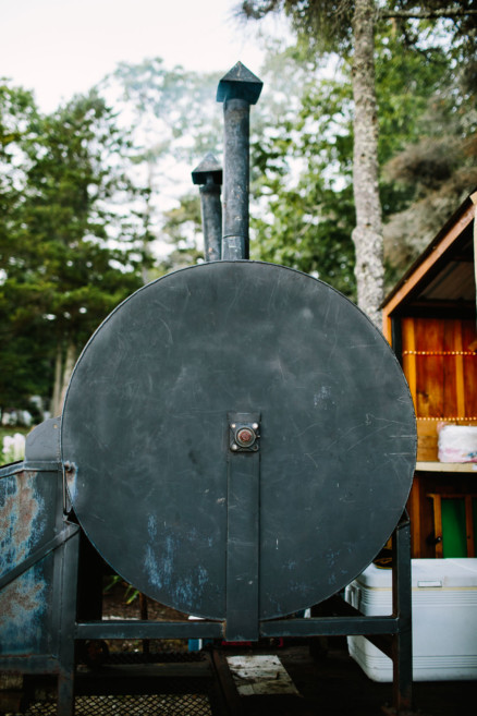 A Dreamy Seaside Union in Maine – Photo by Let's Frolic Together