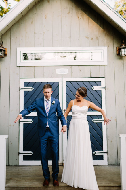 A Dreamy Seaside Union in Maine – Photo by Let's Frolic Together