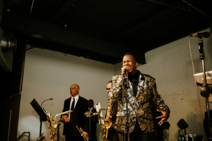 Charming Moniker Warehouse Wedding – Photo by Let's Frolic Together