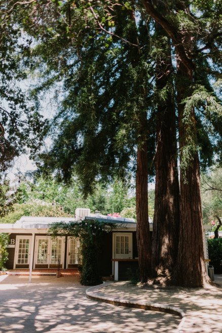 Sweet & Snuggly Garden Gathering – Photo by Let's Frolic Together