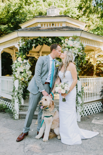 Sweet & Snuggly Garden Gathering – Photo by Let's Frolic Together