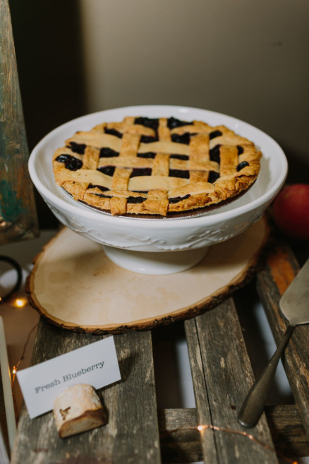 Sweet & Snuggly Garden Gathering – Photo by Let's Frolic Together