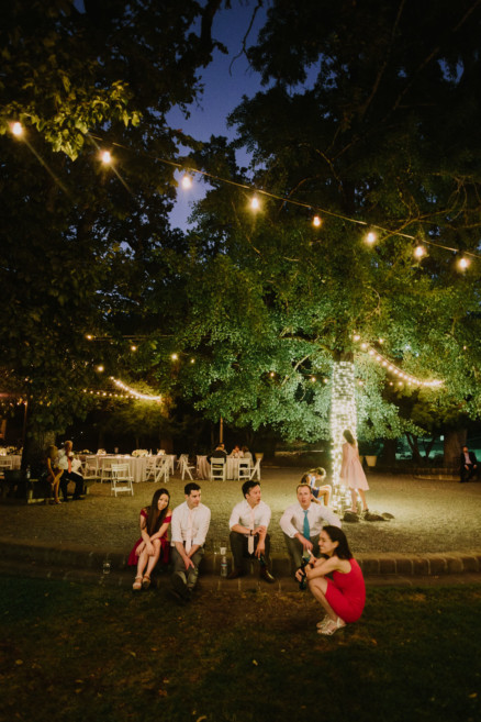 Sweet & Snuggly Garden Gathering – Photo by Let's Frolic Together