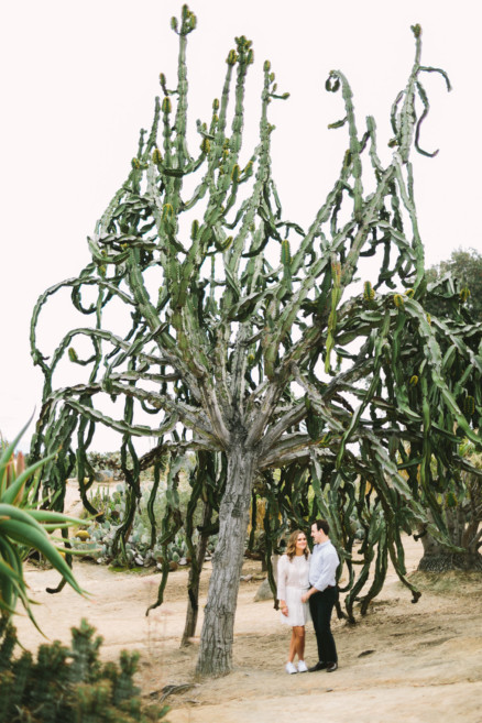 A Snuggly Walk in the Park – Photo by Let's Frolic Together