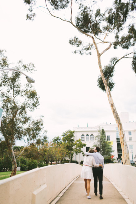 A Snuggly Walk in the Park – Photo by Let's Frolic Together