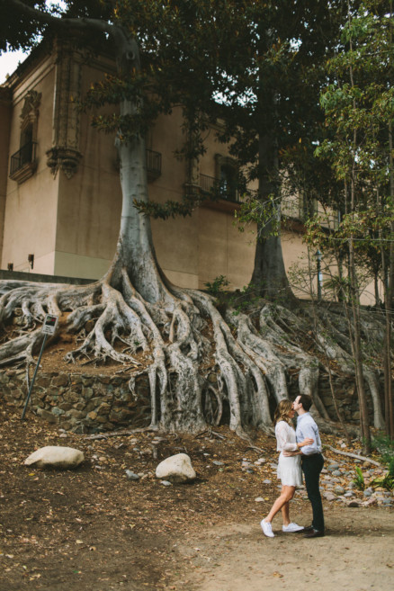 A Snuggly Walk in the Park – Photo by Let's Frolic Together