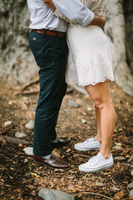 A Snuggly Walk in the Park – Photo by Let's Frolic Together