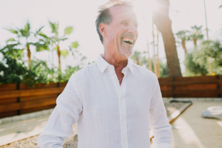 Backyard Palm Springs Wedding – Photo by Let's Frolic Together