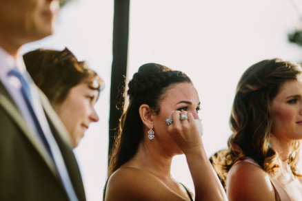 Laid-Back & Lovely Seaside Wedding – Photo by Let's Frolic Together