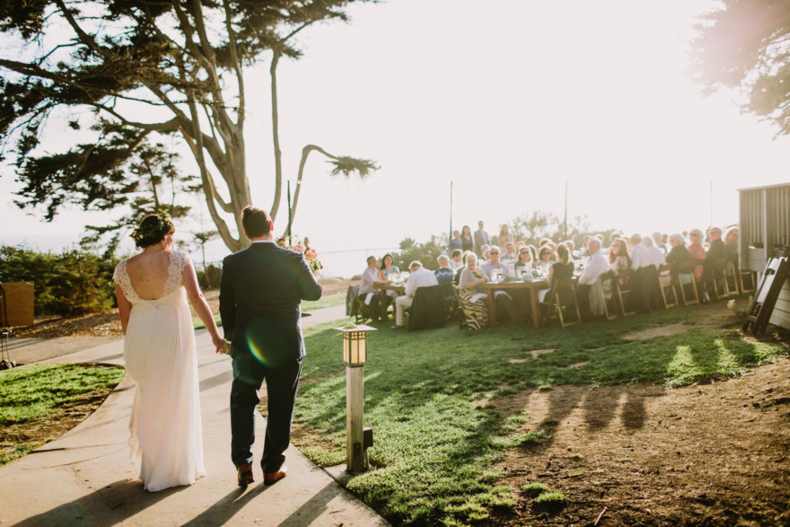 Laid-Back & Lovely Seaside Wedding – Photo by Let's Frolic Together