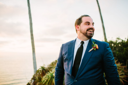 Laid-Back & Lovely Seaside Wedding – Photo by Let's Frolic Together