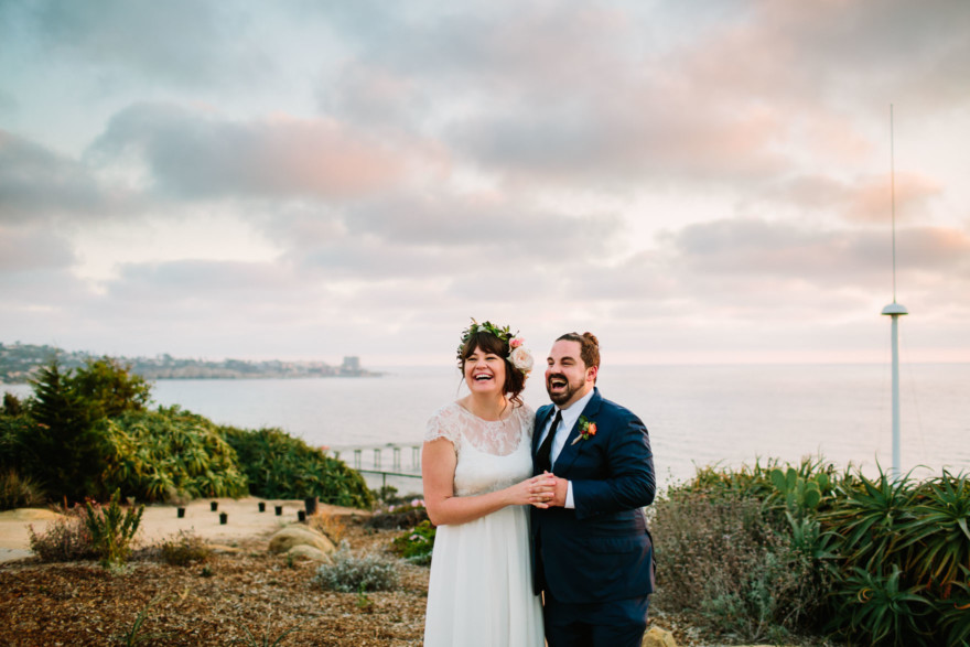 Laid-Back & Lovely Seaside Wedding – Photo by Let's Frolic Together