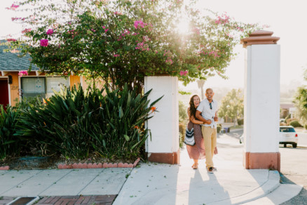 Cuddly and silly at-home engagement – Photo by Let's Frolic Together
