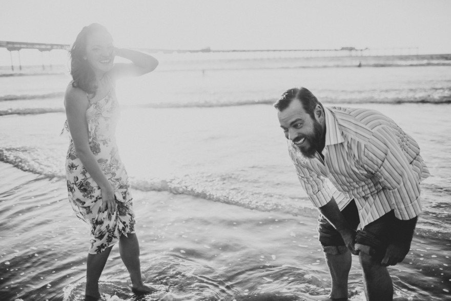 Puppy Love in Ocean Beach – Photo by Let's Frolic Together