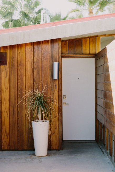 Lautner Compound Desert Bash – Photo by Let's Frolic Together