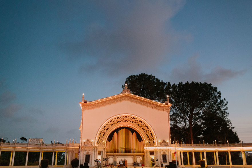 Charming Balboa Park Snugglefest – Photo by Let's Frolic Together