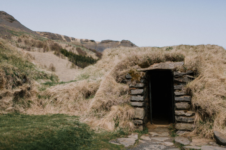 Iceland Tour: Vik, Horses, & The Blue Lagoon – Photo by Let's Frolic Together