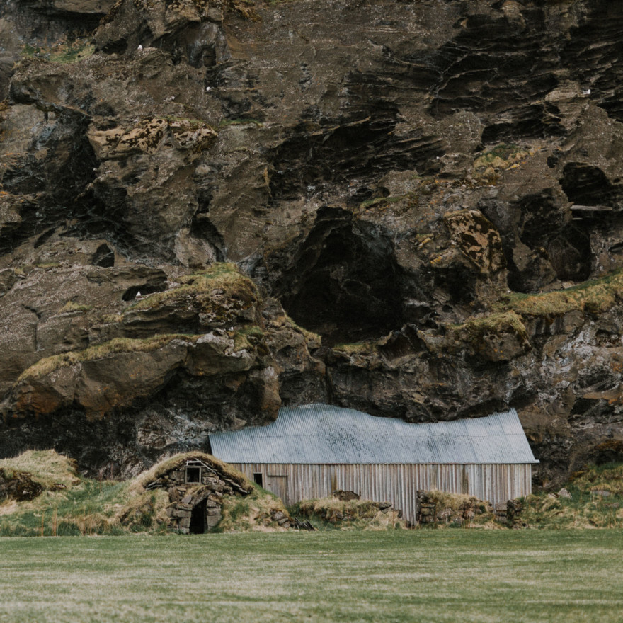 Iceland Tour: Vik, Horses, & The Blue Lagoon – Photo by Let's Frolic Together