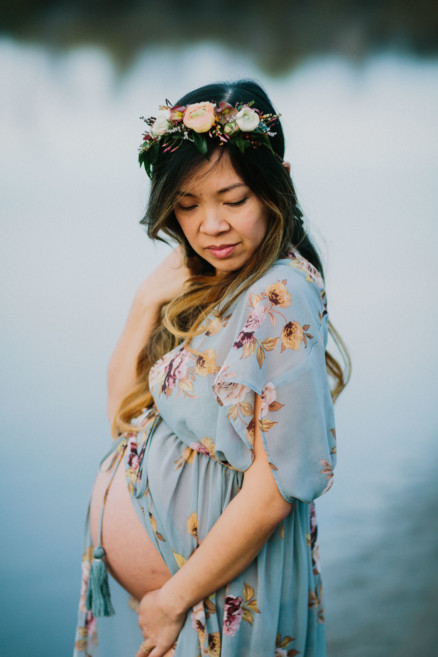 Dreamily Awaiting Motherhood – Photo by Let's Frolic Together