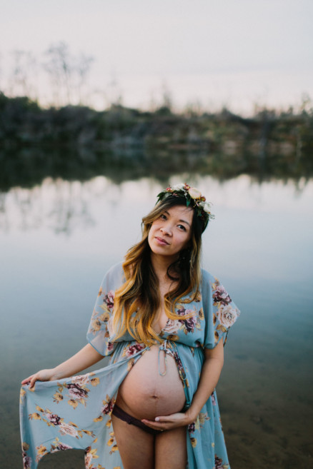 Dreamily Awaiting Motherhood – Photo by Let's Frolic Together