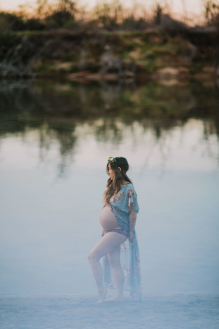 Dreamily Awaiting Motherhood – Photo by Let's Frolic Together