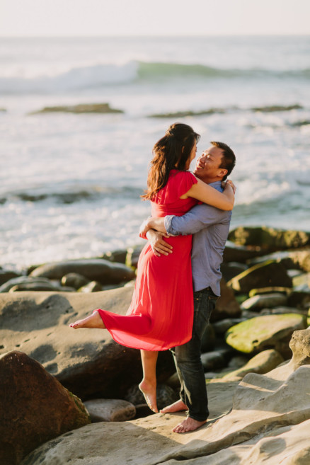 Sun & Surf La Jolla Engagement – Photo by Let's Frolic Together