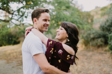 Engagement Under a Painted Sky – Photo by Let's Frolic Together