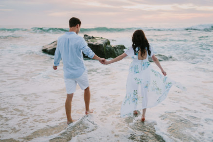 Engagement Under a Painted Sky – Photo by Let's Frolic Together