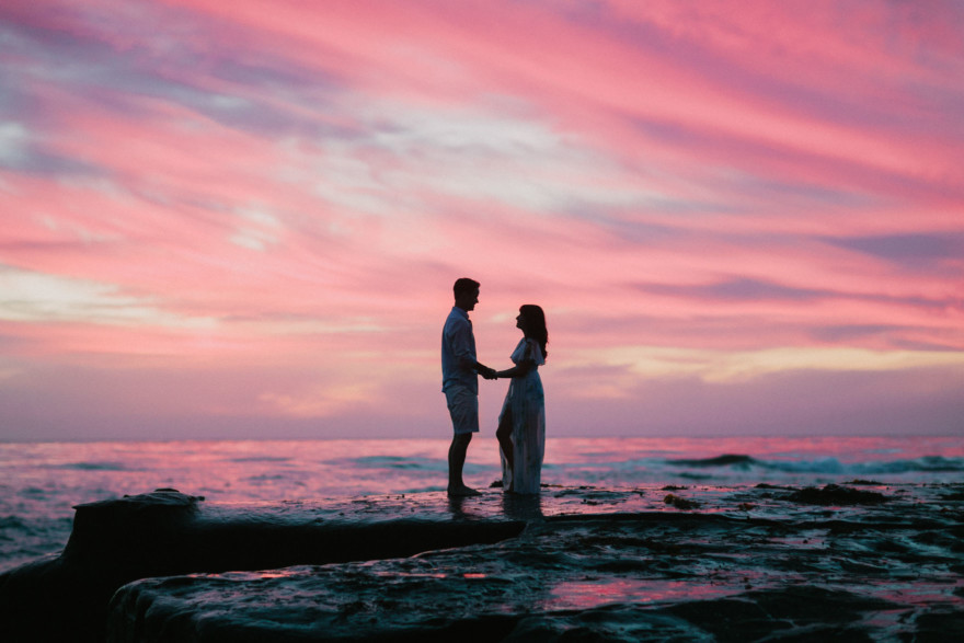 Engagement Under a Painted Sky – Photo by Let's Frolic Together