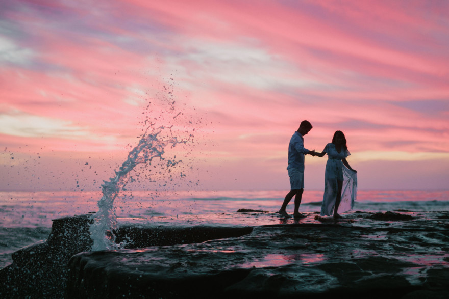 Engagement Under a Painted Sky – Photo by Let's Frolic Together