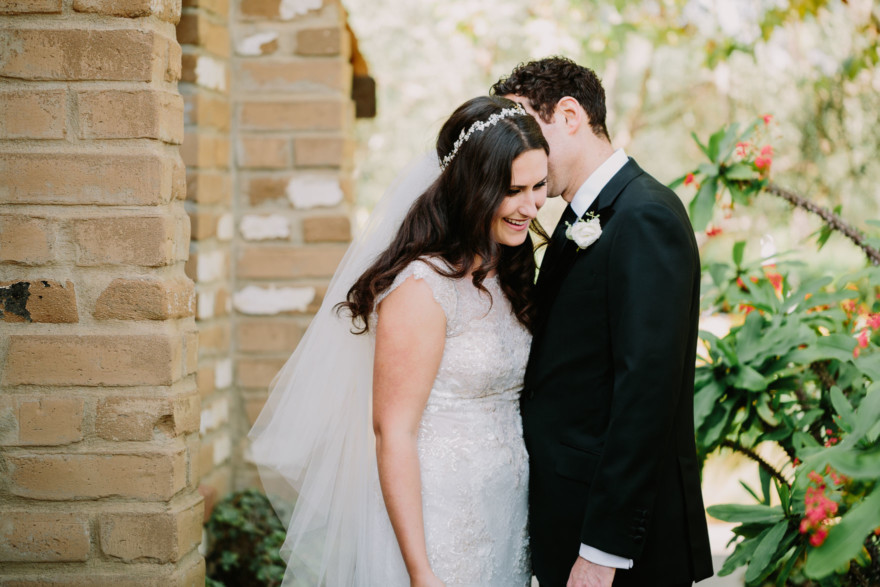 Love at the Estancia in La Jolla – Photo by Let's Frolic Together