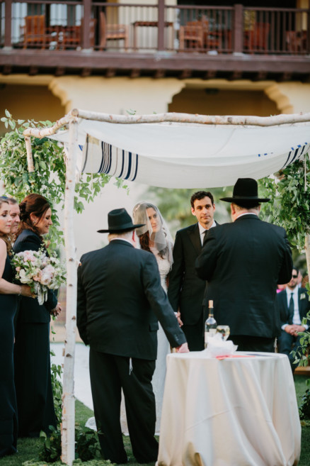 Love at the Estancia in La Jolla – Photo by Let's Frolic Together
