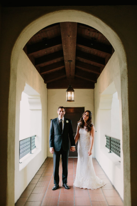 Love at the Estancia in La Jolla – Photo by Let's Frolic Together