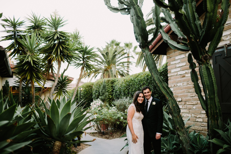 Love at the Estancia in La Jolla – Photo by Let's Frolic Together