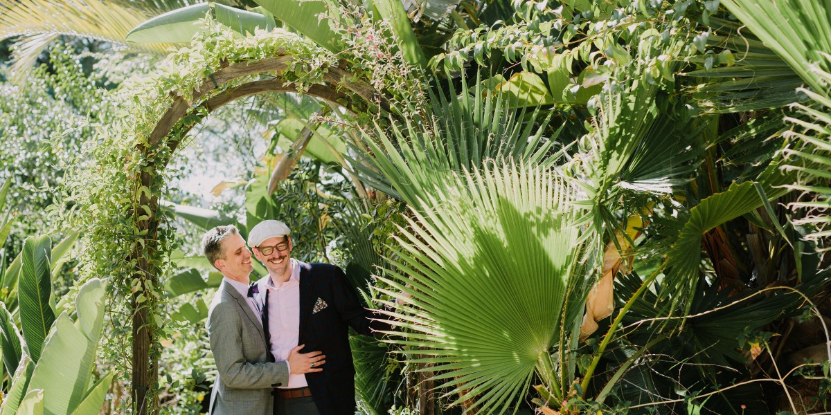 Colorful Poolside Garden Wedding &ndash; Photo by Let's Frolic Together