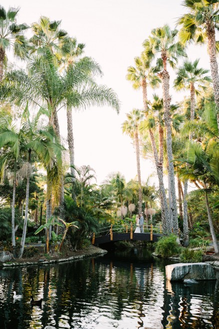Intimate Paradise Point Wedding – Photo by Let's Frolic Together