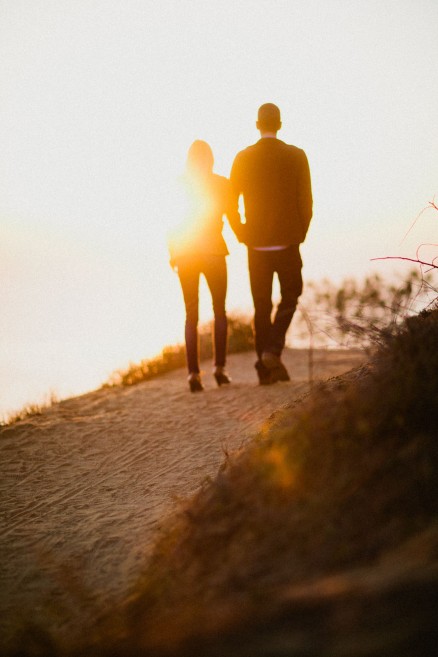 Darling Torrey Pines Engagement – Photo by Let's Frolic Together