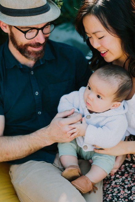 Desert Inspired Backyard Family – Photo by Let's Frolic Together