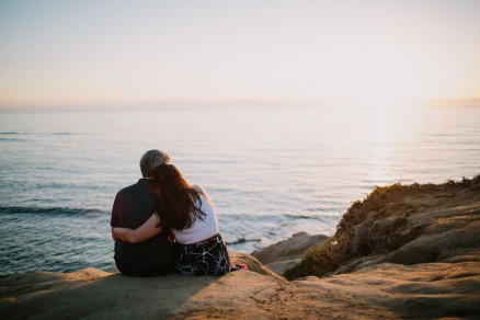 A Blissful Sunset Engagement – Photo by Let's Frolic Together