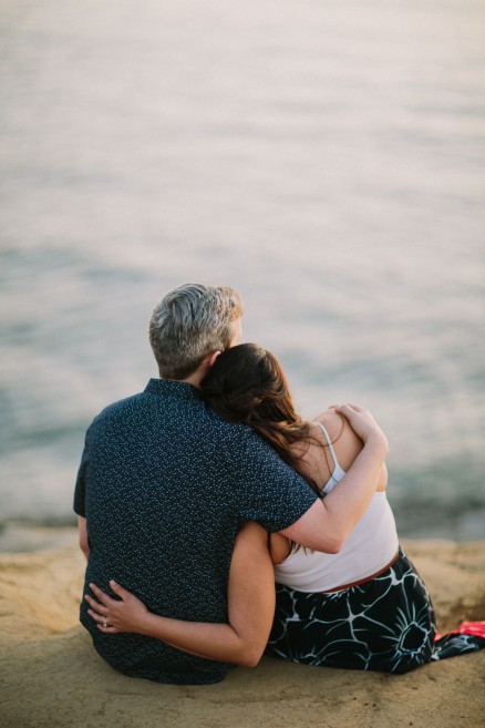 A Blissful Sunset Engagement – Photo by Let's Frolic Together