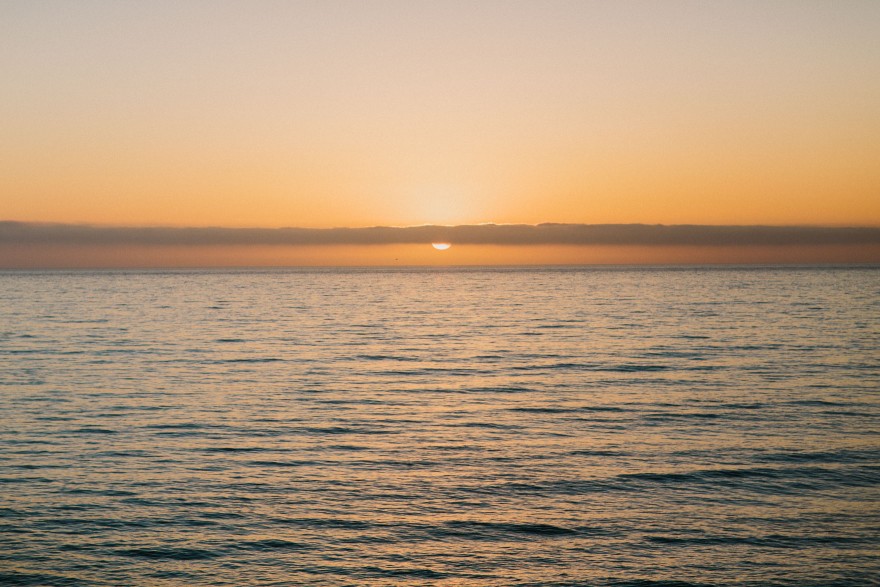 A Blissful Sunset Engagement – Photo by Let's Frolic Together