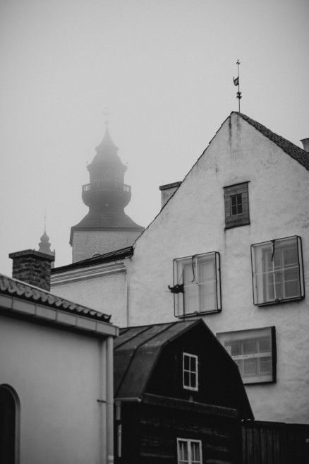 History & Castles in Visby, Sweden – Photo by Let's Frolic Together