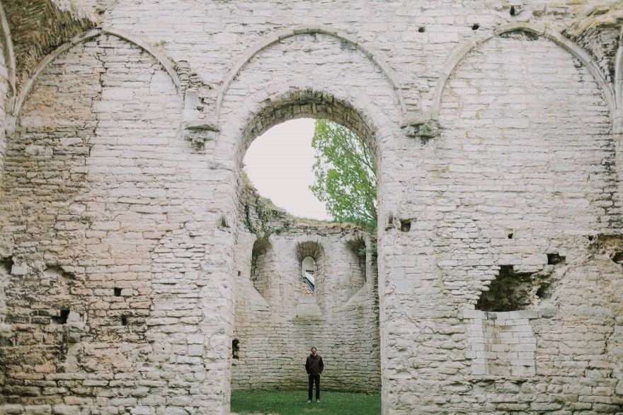 History & Castles in Visby, Sweden – Photo by Let's Frolic Together