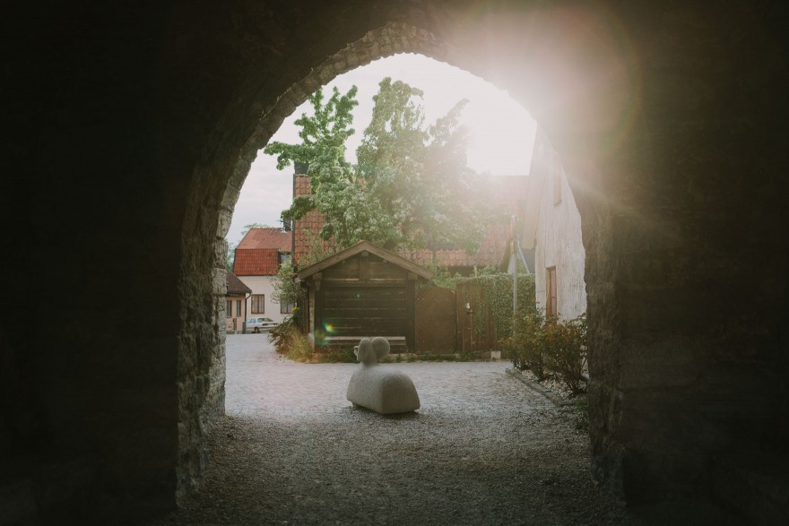 History & Castles in Visby, Sweden – Photo by Let's Frolic Together