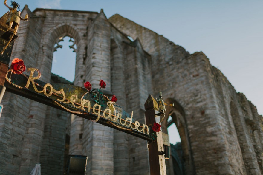 History & Castles in Visby, Sweden – Photo by Let's Frolic Together