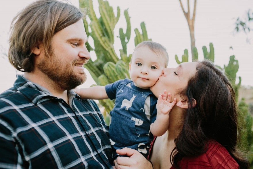 Desert Garden Family Portraits – Photo by Let's Frolic Together