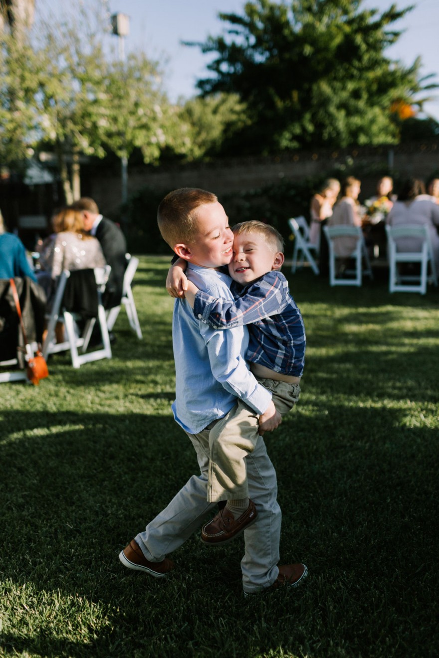 A Vineyard & Backyard Bash – Photo by Let's Frolic Together